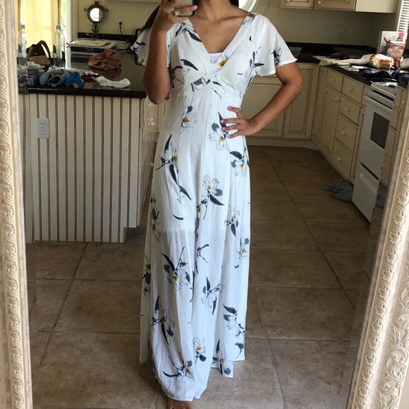 Sadie & Sage Floral Print Maxi Dress - Picture 2 of 5
